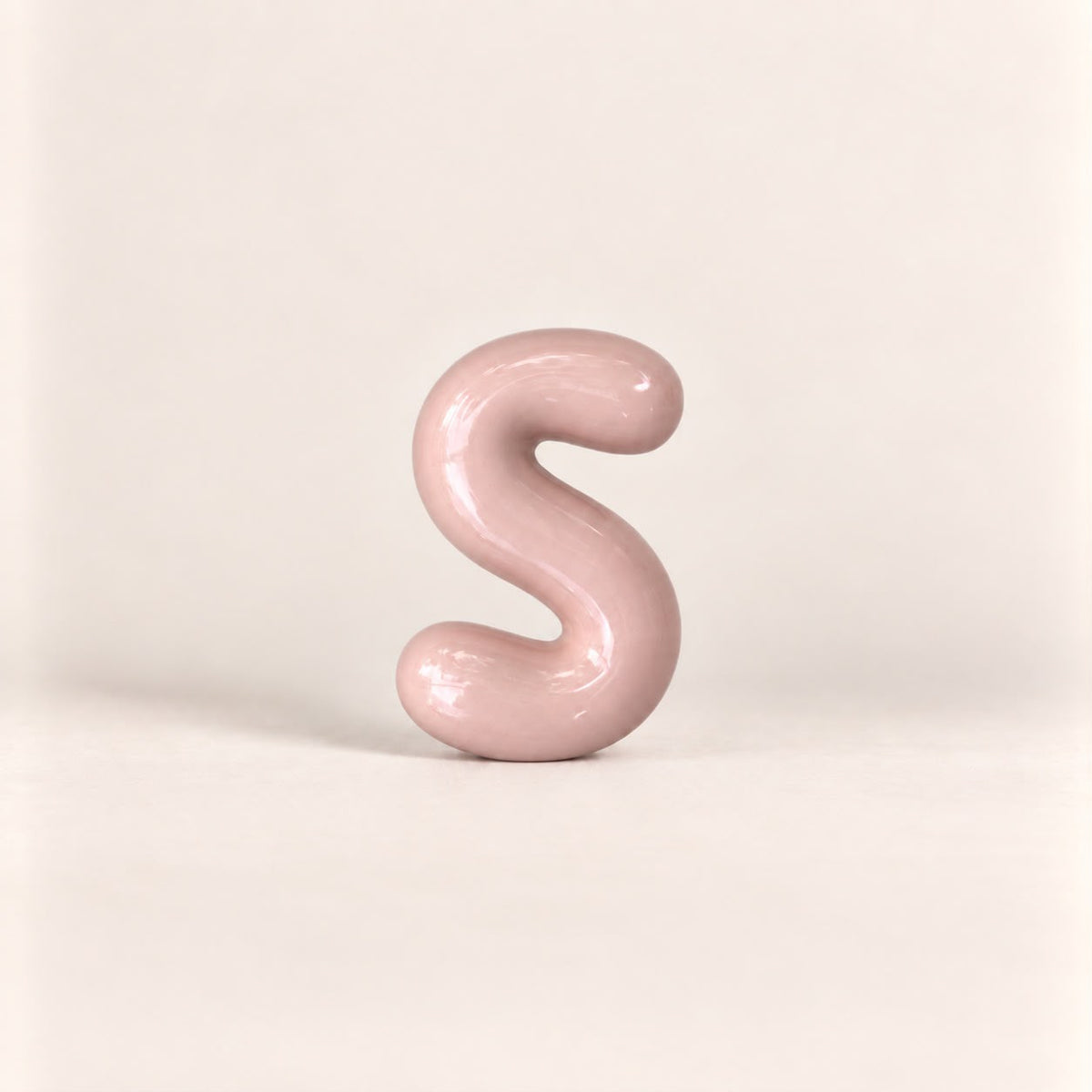 Bubble Letter Small by Entretierra