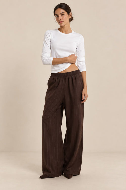 Set Almudena Brown